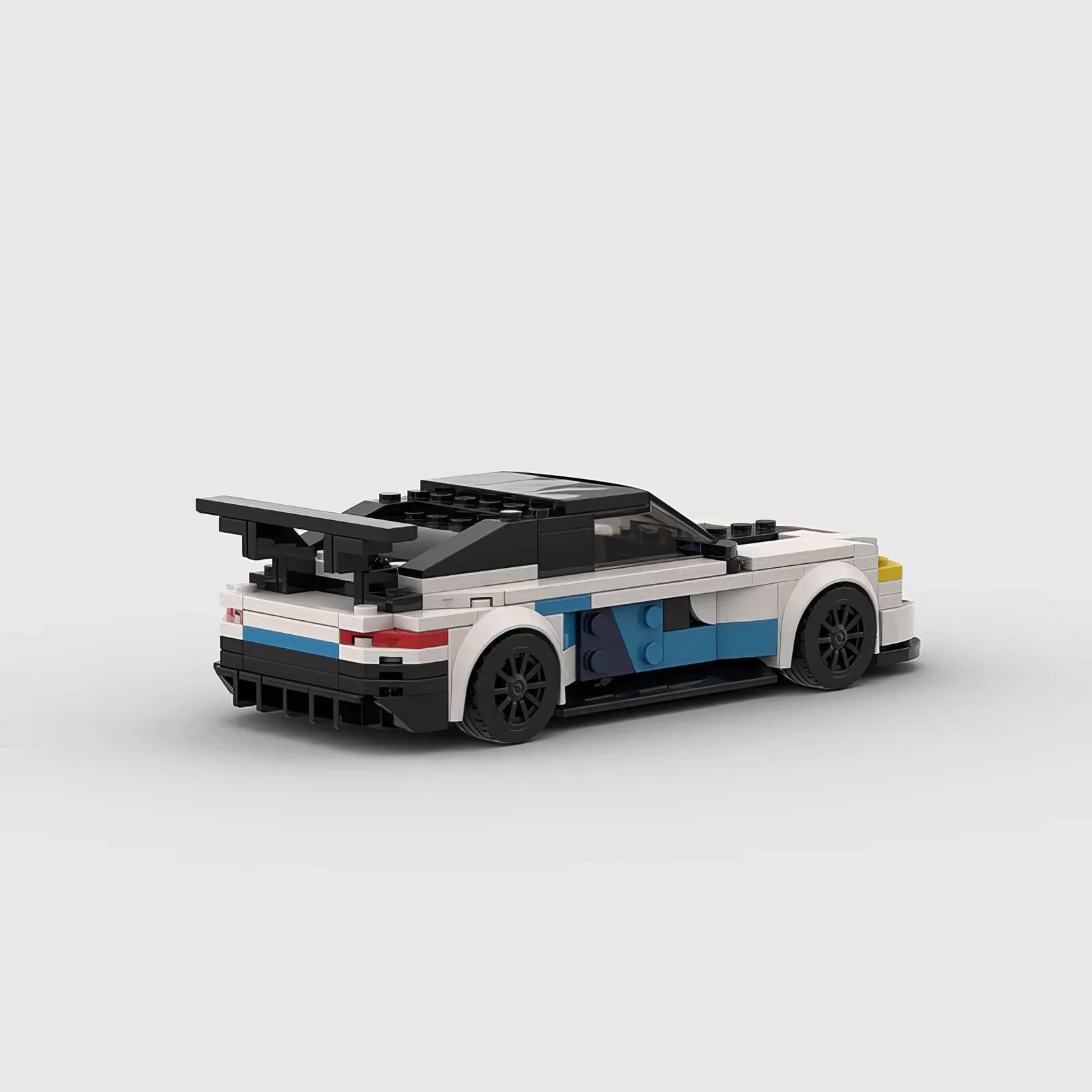 BMW - M8 GTE